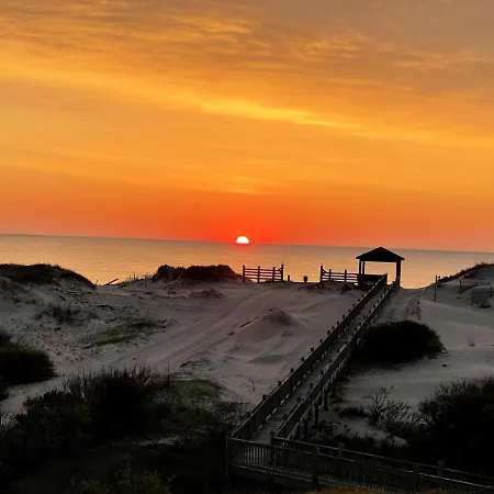 Villa Oceanfront Grandeur 4X4 Outerbanks -Hemingway